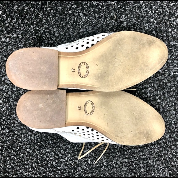 Gabriella white perforated leather lace up oxfords - Picture 4 of 8